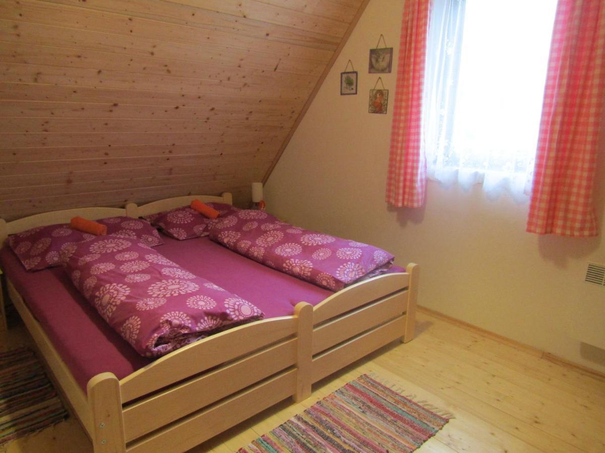 Rekreacni Dum Levandule Jince Exterior photo