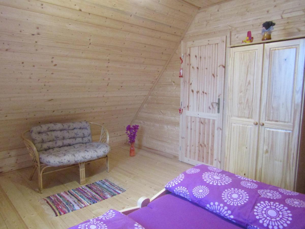 Rekreacni Dum Levandule Jince Exterior photo